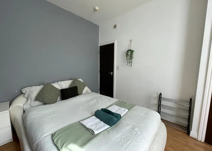 Bude A1 - Justsleep Leeds (West Yorkshire)